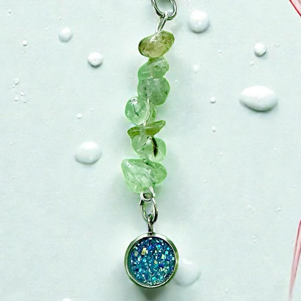 🆕 Prehnite Gemsones and Crystal Pendant Necklace